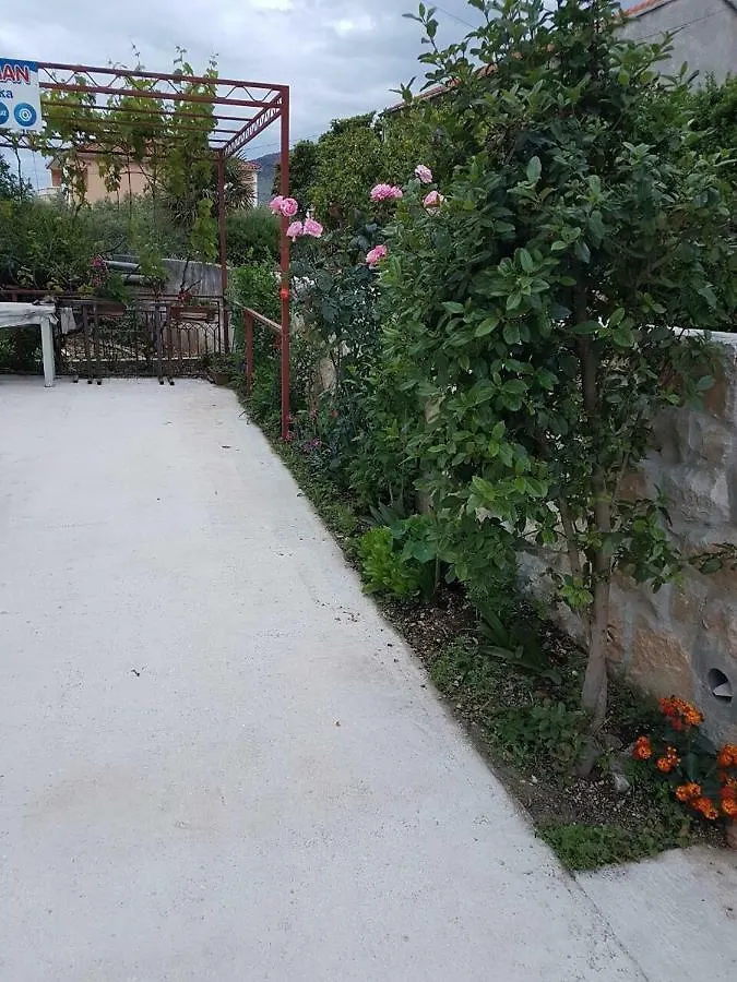 2B Apartment Trogir Croatia