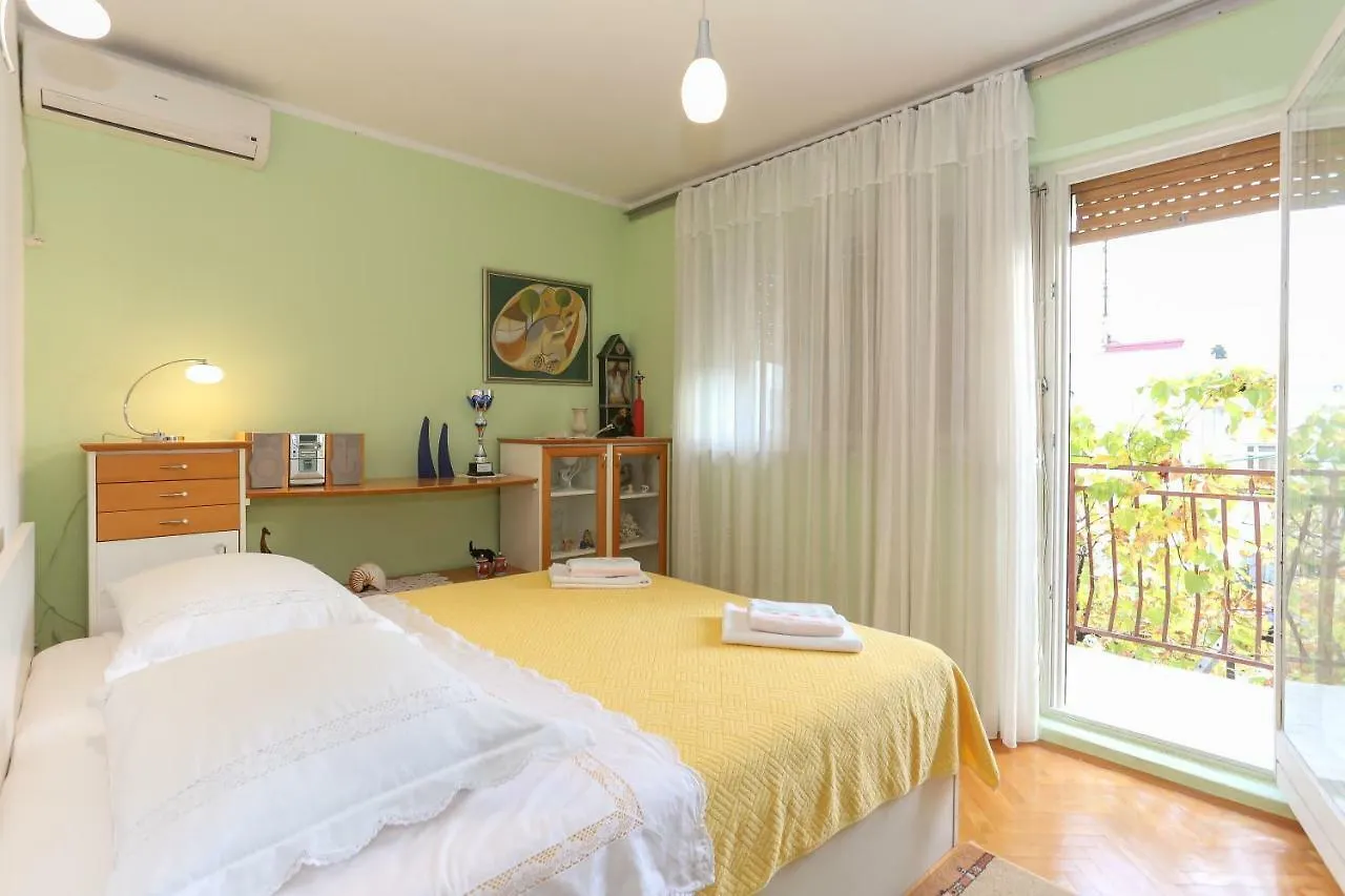 2B Apartment Trogir 0*,  Croatia